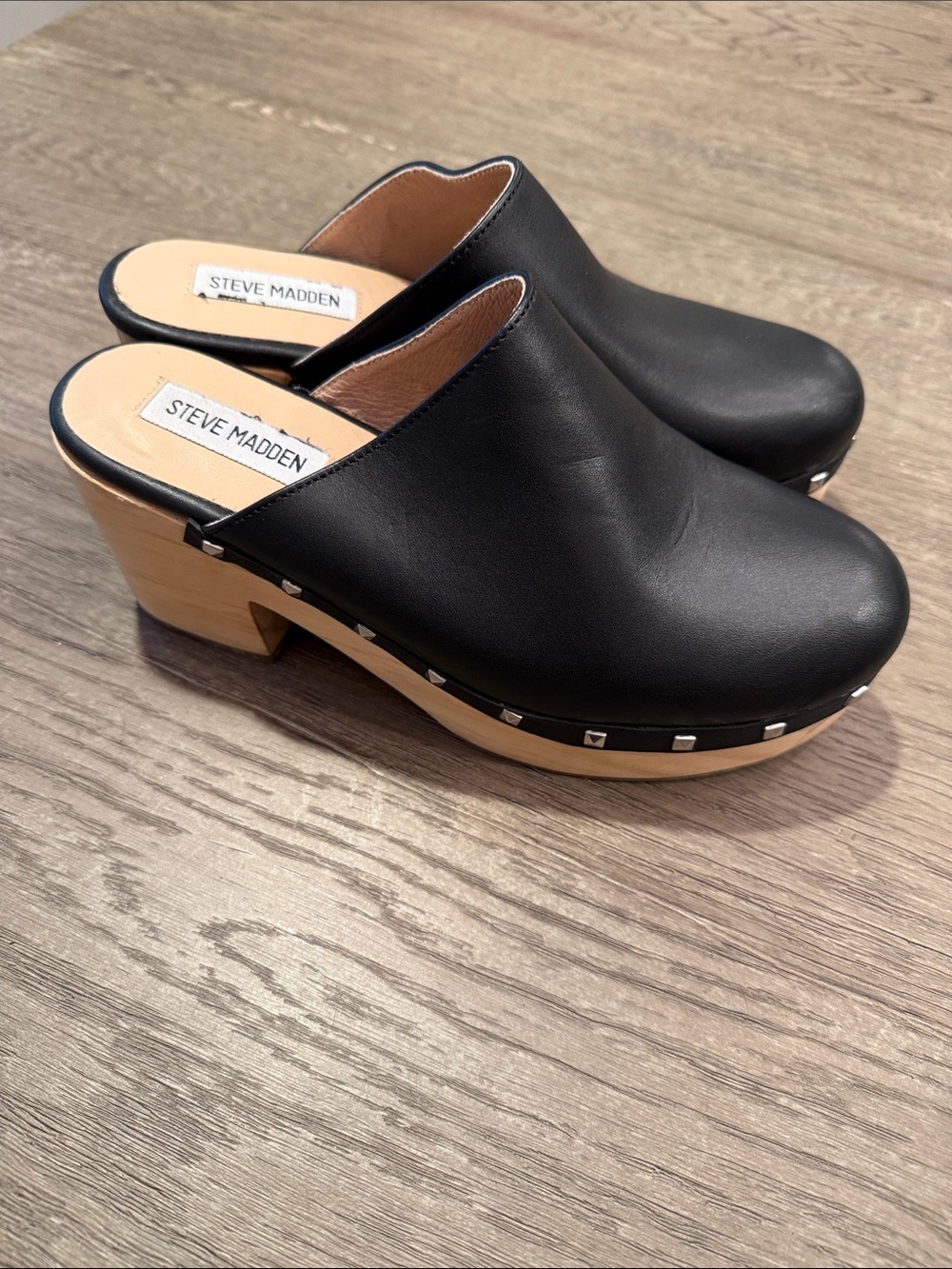 Steve Madden Black Leather Clog Mules size 8